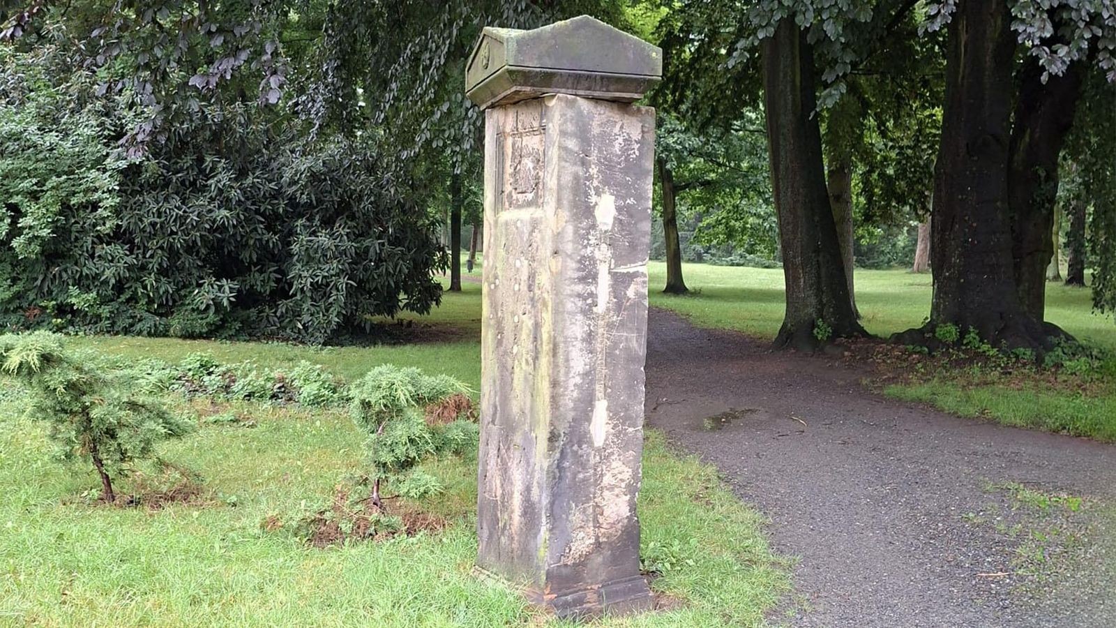 Wer hat diesen schweren Stein in Wolfenbüttel bewegt?