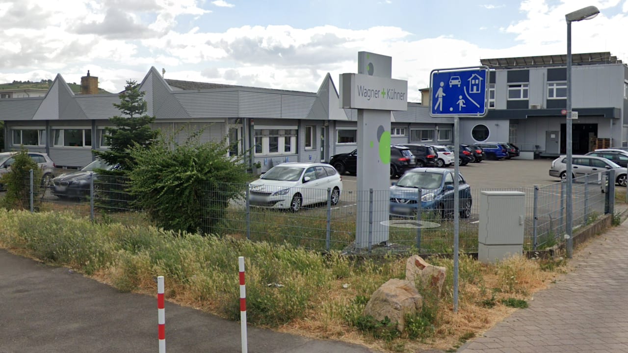 Nach 80 Jahren pleite: Großer deutscher Brillenhändler insolvent | Regional
