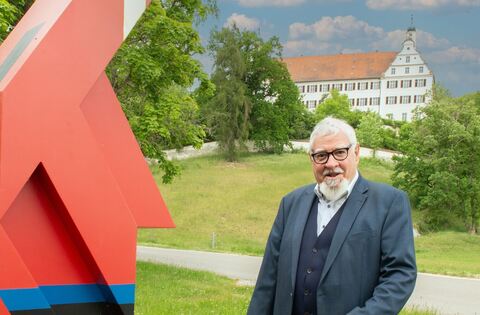 Kunstparadies im Nirgendwo: 40 Jahre Galerie Schrade im Schloss Mochental - Kultur regional - Reutlinger General-Anzeiger