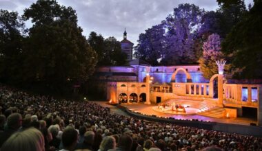 Augsburger Philharmoniker spielen Musik aus Computerspielen auf der Freilichtbühne