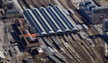 Karlsruher Hauptbahnhof nach Blitzschlag zeitweise gesperrt - Karlsruhe