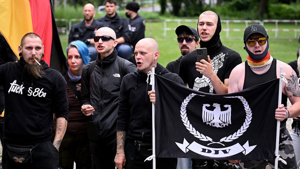 Die Gegendemonstranten hatten den Tausenden CSD-Demonstranten kaum etwas entgegenzusetzen.