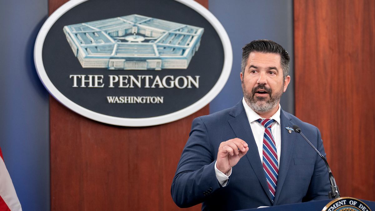 Doch nicht ausgelöscht: Pentagon: US-Bomben haben Irans Atomprogramm zwei Jahre zurückgeworfen