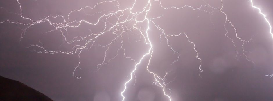 Amtliche Warnung vor starkem Gewitter in Wiesbaden und Mainz