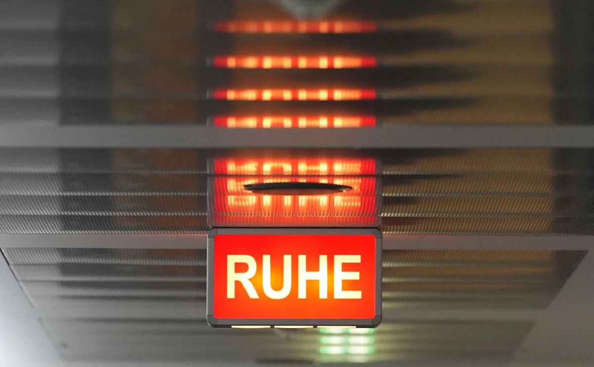 Gesellschaft - Wiesbaden führt „Stille Stunde“ beim Shoppen ein - Panorama