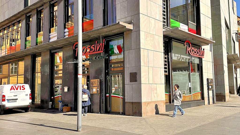 L’Osteria eröffnet im Kaufhof-Gebäude auf dem Marktplatz in Halle