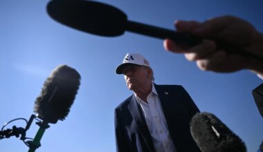 Trump wettert gegen Putin: „Wir werden mit jeder Menge Bullshit beworfen“ - Politik