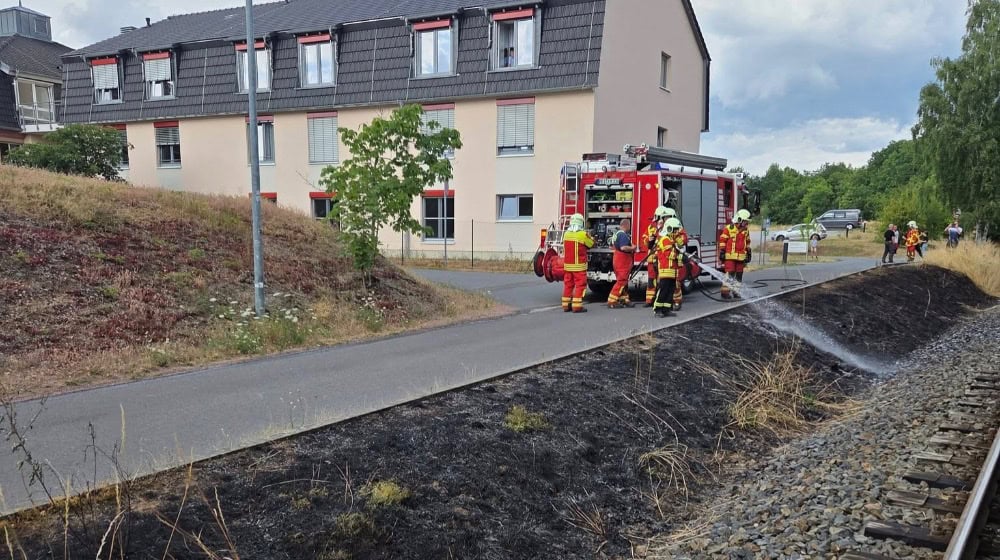 Brand am Bahndamm in Moritzburg