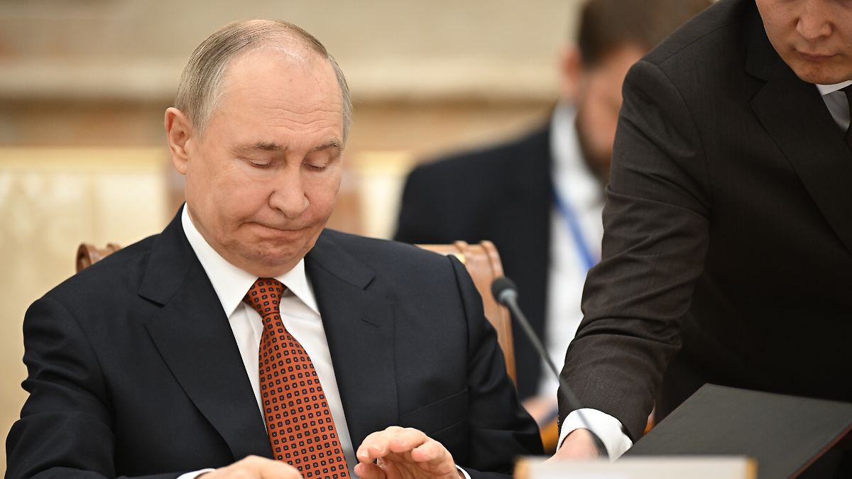 "Ich fühlte mich nicht bereit": Putin gibt sich in Erinnerungen äußerst bescheiden