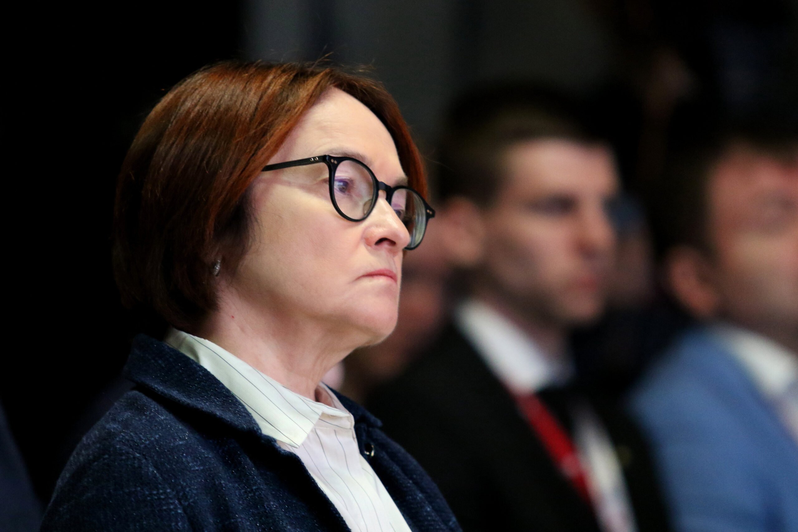 Elvira Nabiullina, Zentralbankchefin Russlands, auf einem Finanzkongress in St. Petersburg. Sie sagt, das russische Bankensystem sei 