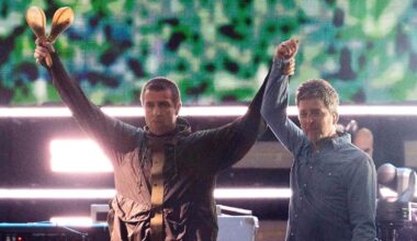 Weltweite Reunion-Tour gestartet: Oasis begeistern in Cardiff 74.000 Fans