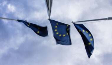 Neuer Länder-Report: EU zählt Ungarn bei Rechtsstaatlichkeit weiter massiv an