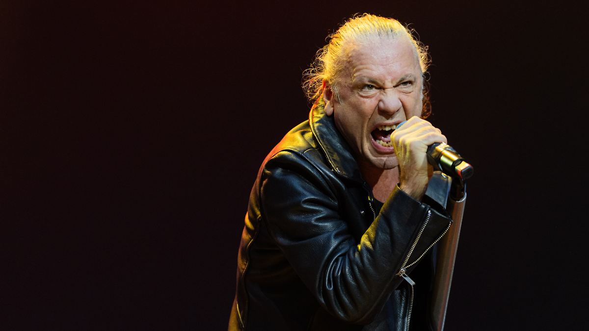 "Ich bin immer total entspannt": Iron-Maiden-Sänger Bruce Dickinson schwärmt von Deutschland