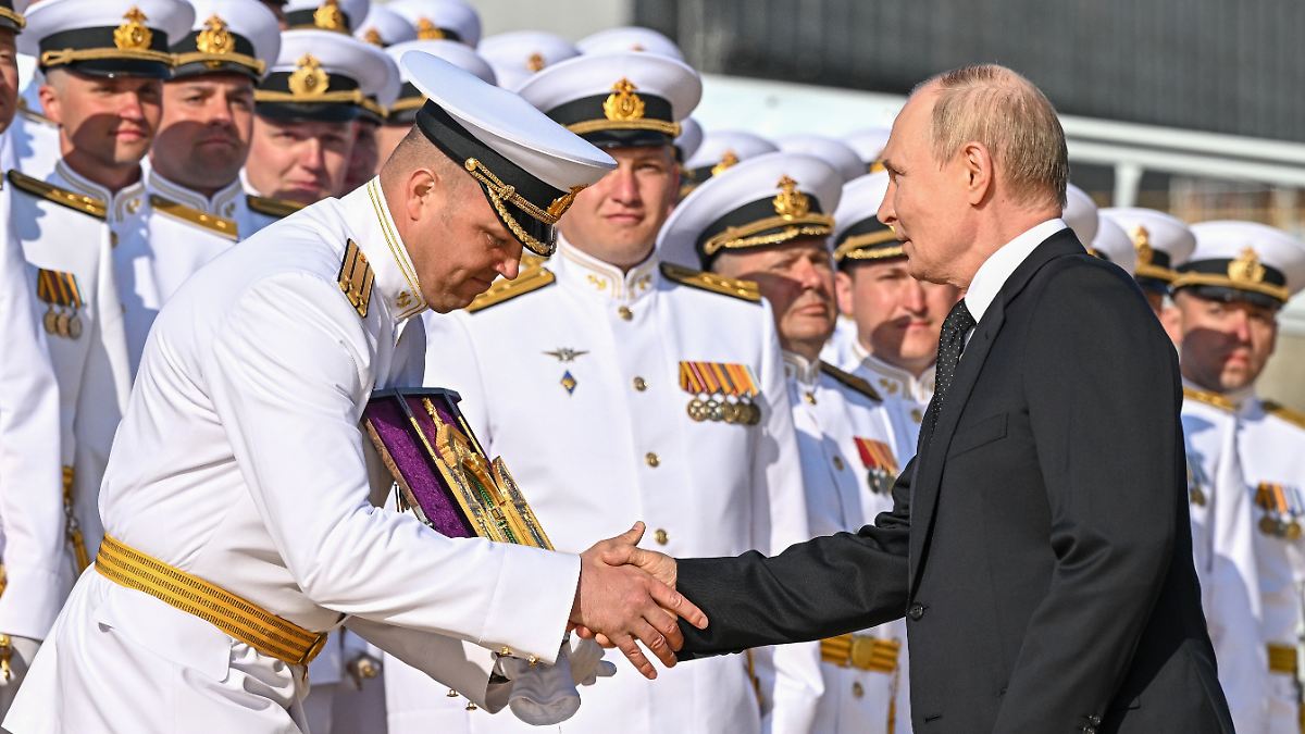 "Schlagkraft steigt enorm": Putin plant Umbau und Aufrüstung der Marine bis Jahresende