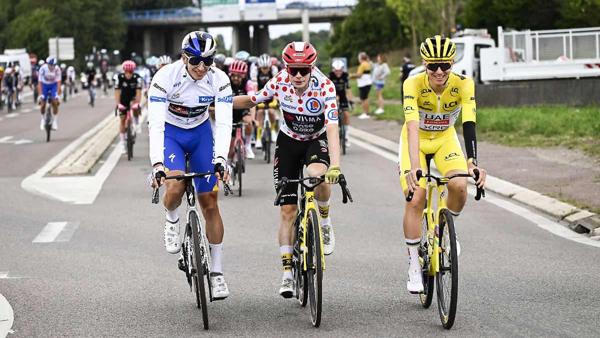 Pogacar feiert vierten Triumph: Tour-Coup für Lipowitz: Als erster Deutscher seit 19 Jahren auf Podest