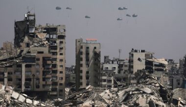 Lieferung von Hilfsgütern: Merz kündigt Luftbrücke für Gazastreifen an