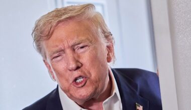 "Colbert selbst schuld": Trump weist Verantwortung für Ende der "Late Show" zurück