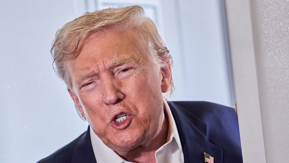"Colbert selbst schuld": Trump weist Verantwortung für Ende der "Late Show" zurück