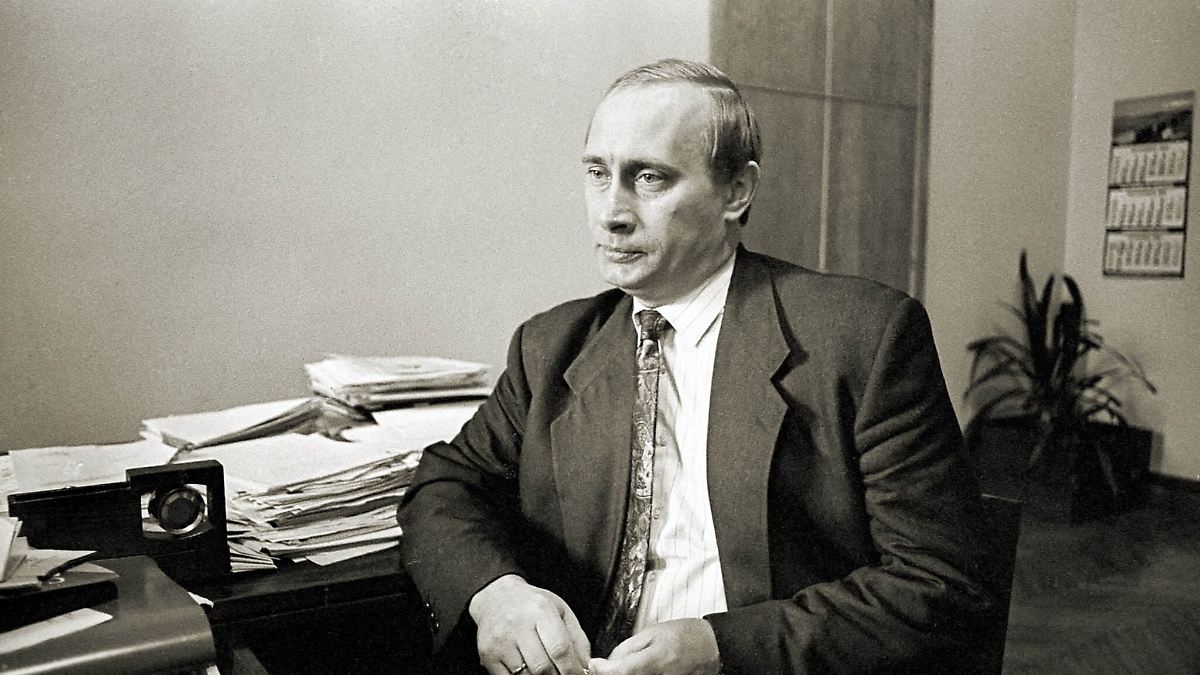 Gegenüber deutschem Diplomaten: Archivfund: Putin stellte schon 1994 Russlands Grenzen infrage