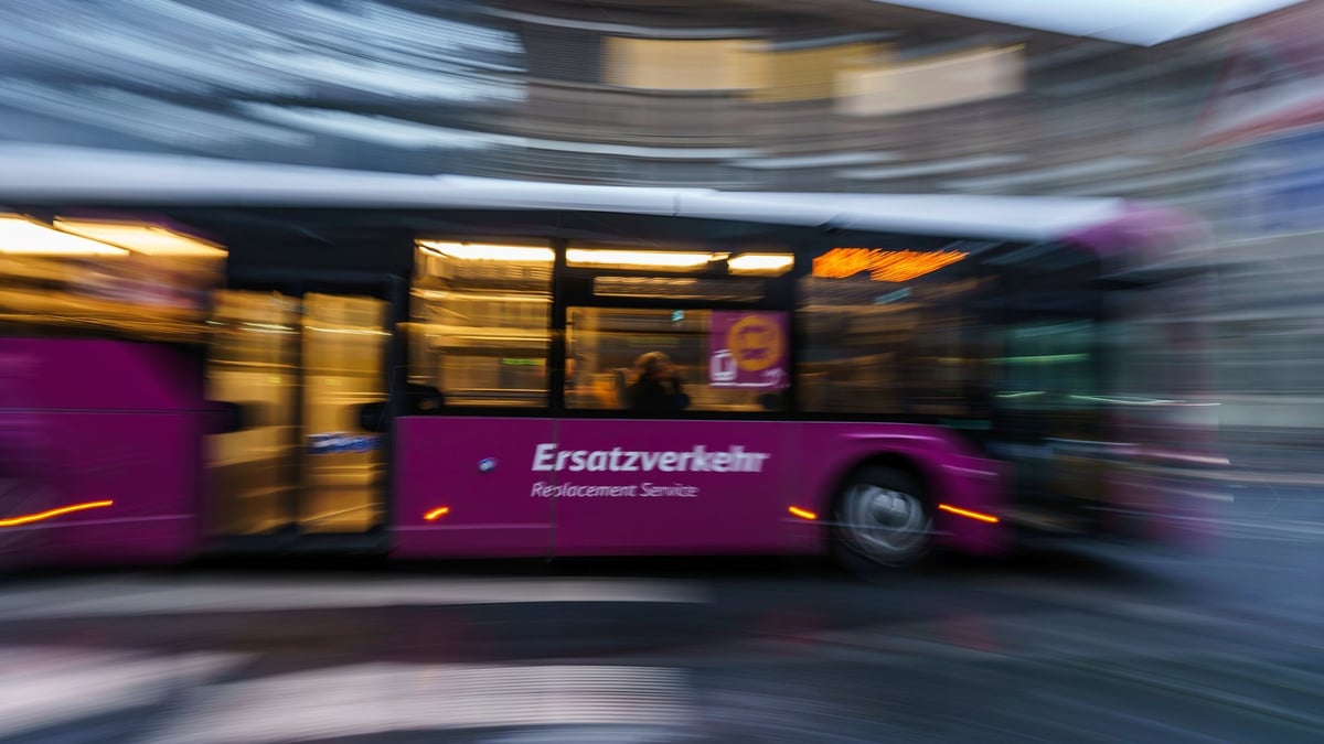 Vollsperrung Berlin-Hamburg: So läuft der Schienenersatzverkehr
