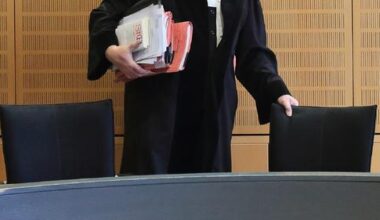 Saar-Richter klagen in Karlsruhe wegen zu niedriger Besoldung