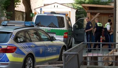 Bayern: Vater prügelt drei Erzieher in Kita krankenhausreif | Regional