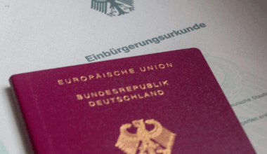 In Berlin erfolgen Antrag, Beratung, Sprachtests für den deutschen Pass digital