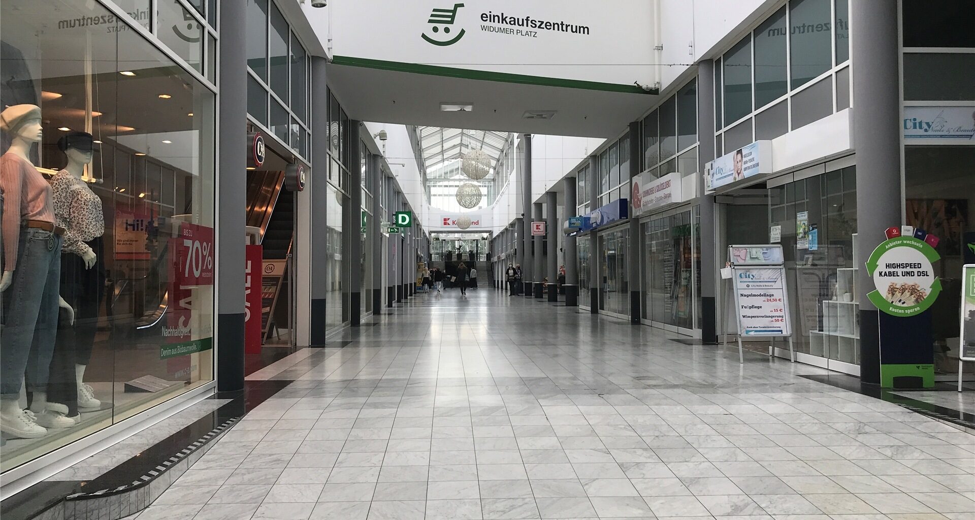 Ein Blick in das Einkaufszentrum Widumer Platz