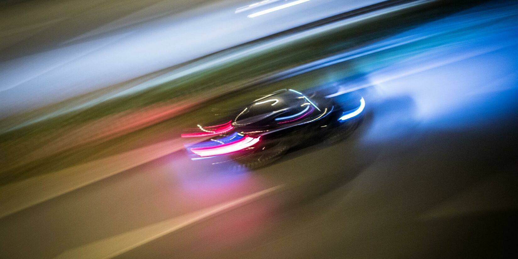 Autofahrer flüchtet mit über 100 kmh vor Polizei