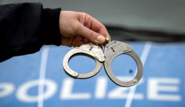 Vater soll Sohn zu Mord angestiftet haben: Festnahme in Duisburg