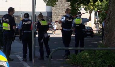 Mann mit Schussverletzung auf Markt gefunden