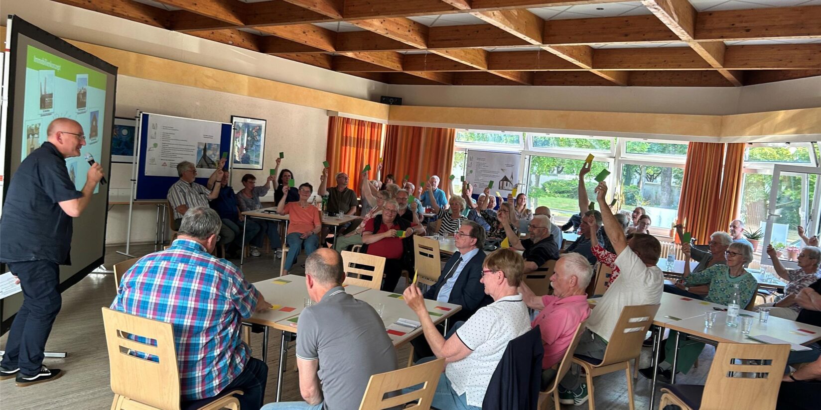 Gläubige zeigen bei Infoabend klare Zustimmung