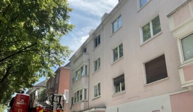 Jugendliche retten sich aus der Wohnung