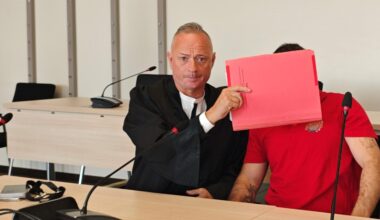 Essen: Mann in den Hals gestochen