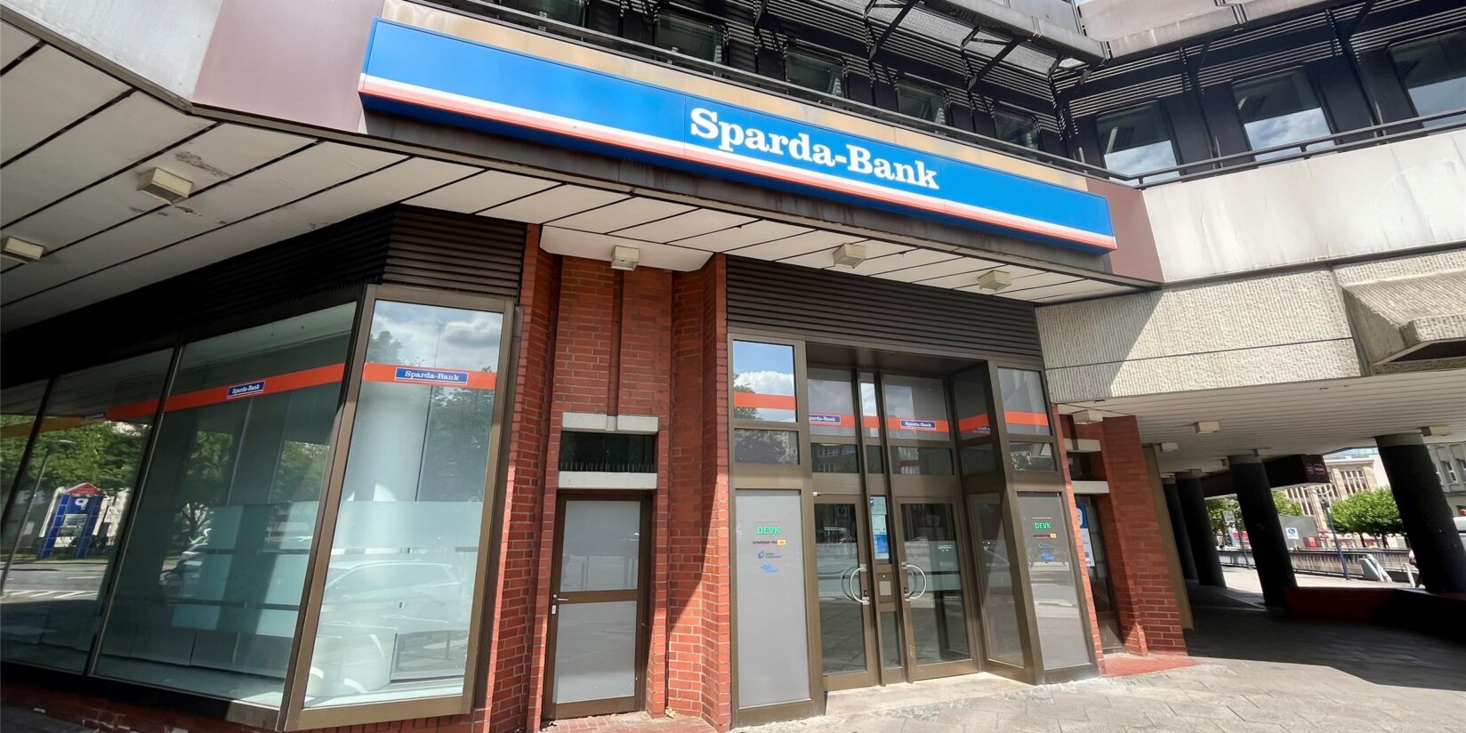 Sparda-Bank in Dortmund zieht um: Alte Filiale schon geschlossen