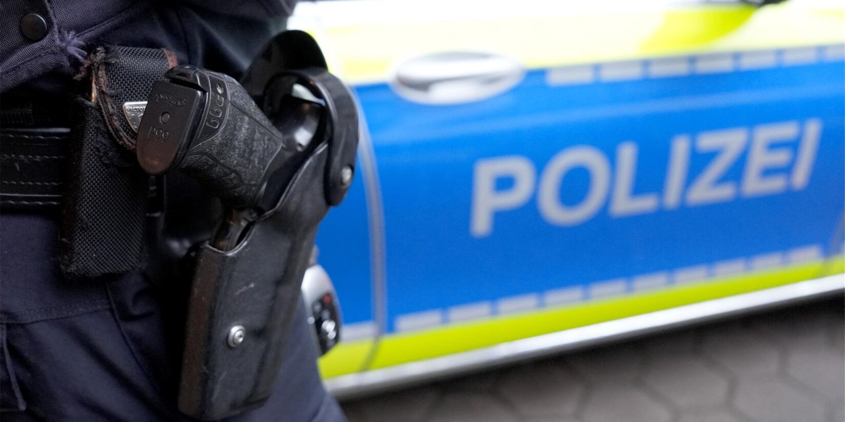 Gelsenkirchen: Schuss löst sich - Mann lebensgefährlich verletzt
