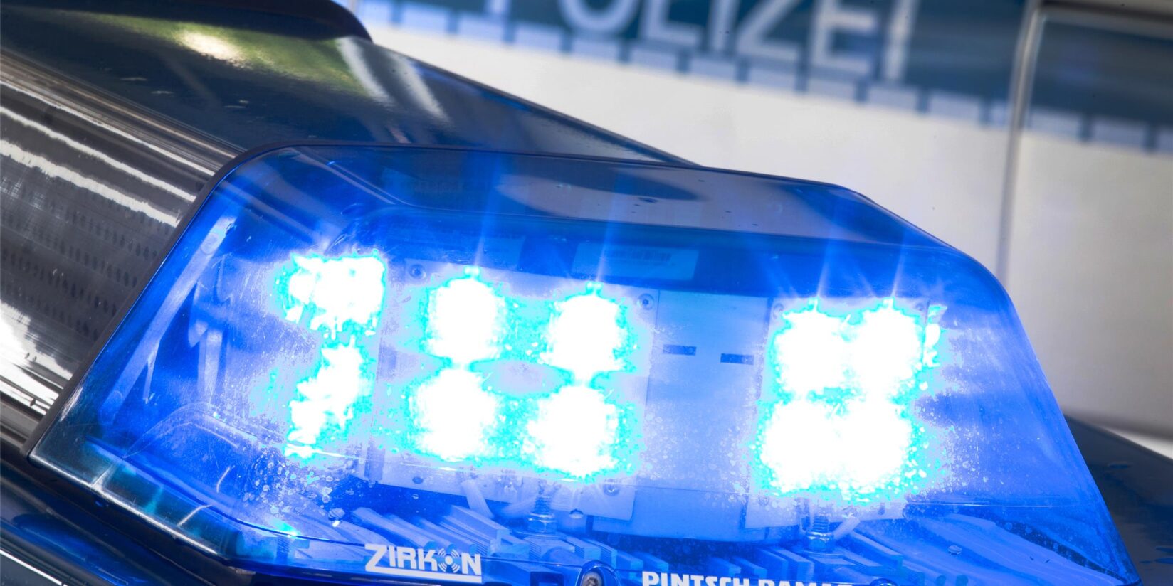 Verdächtiger will Seniorin in Gelsenkirchen Kette abnehmen