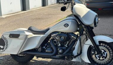 Harley-Raser mit Tempo 120 am Schalke-Stadion
