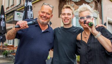 Gesangsduo Just4Fun spielt auf Cranger Kirmes