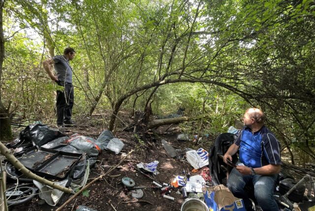 Wild-Camper Thomas lebt im Wald