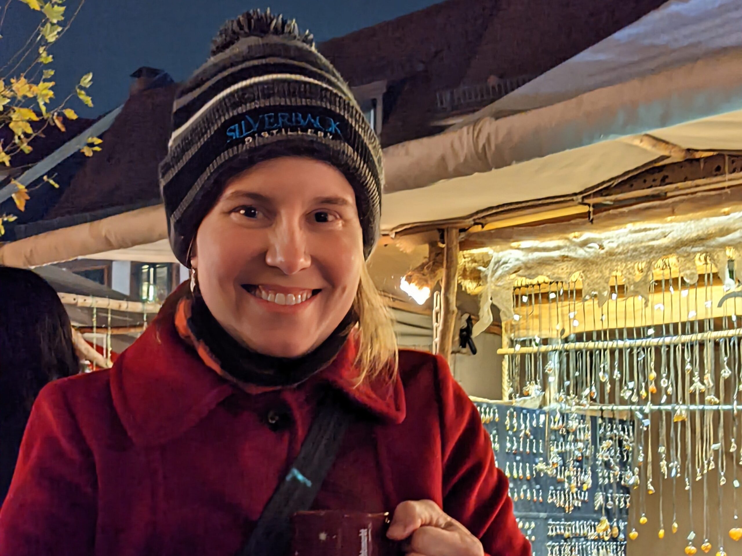 Meine vierköpfige Familie ist sich näher gekommen, nachdem wir ins Ausland gezogen sind. Wir genießen es, die Dinge zu erleben, die unser neues Zuhause zu bieten hat, wie zum Beispiel Weihnachtsmärkte und ausgefallenes Essen.