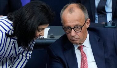 Geheime Ansage: Enthüllt! Darum schweigt Merz zu Reiches Renten-Hammer | Politik