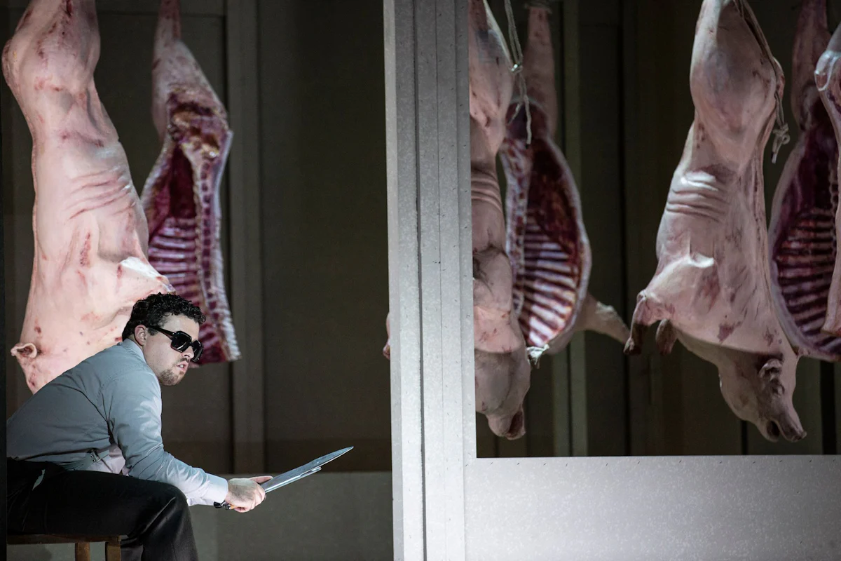 Musik - „Pénélope“-Premiere in München: Oper in Zeitlupe - Bayern