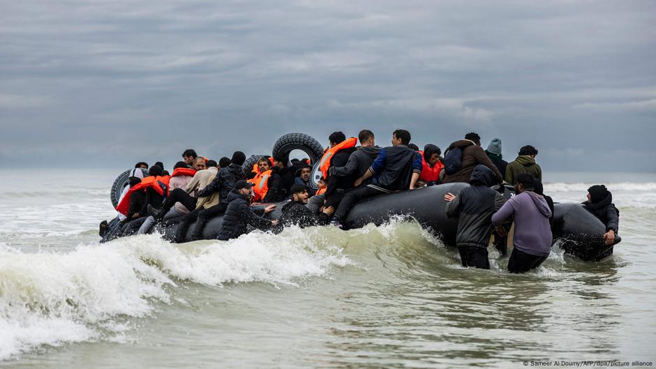 Was bringt der französisch-britische Migrationspakt? – DW – 11.07.2025