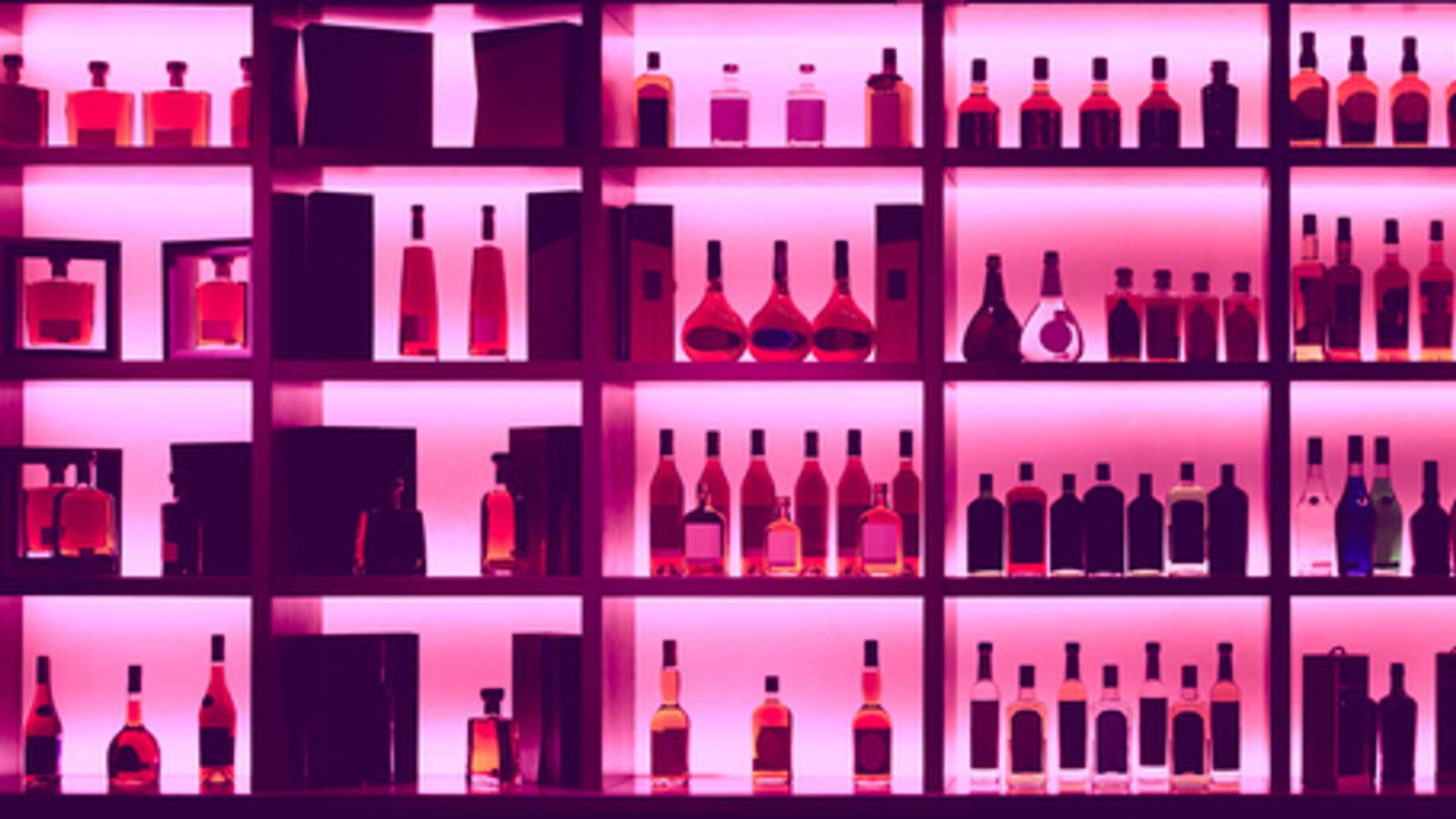 Wegen Pfand: Münchner Gin-Destillerie hat Finanzprobleme