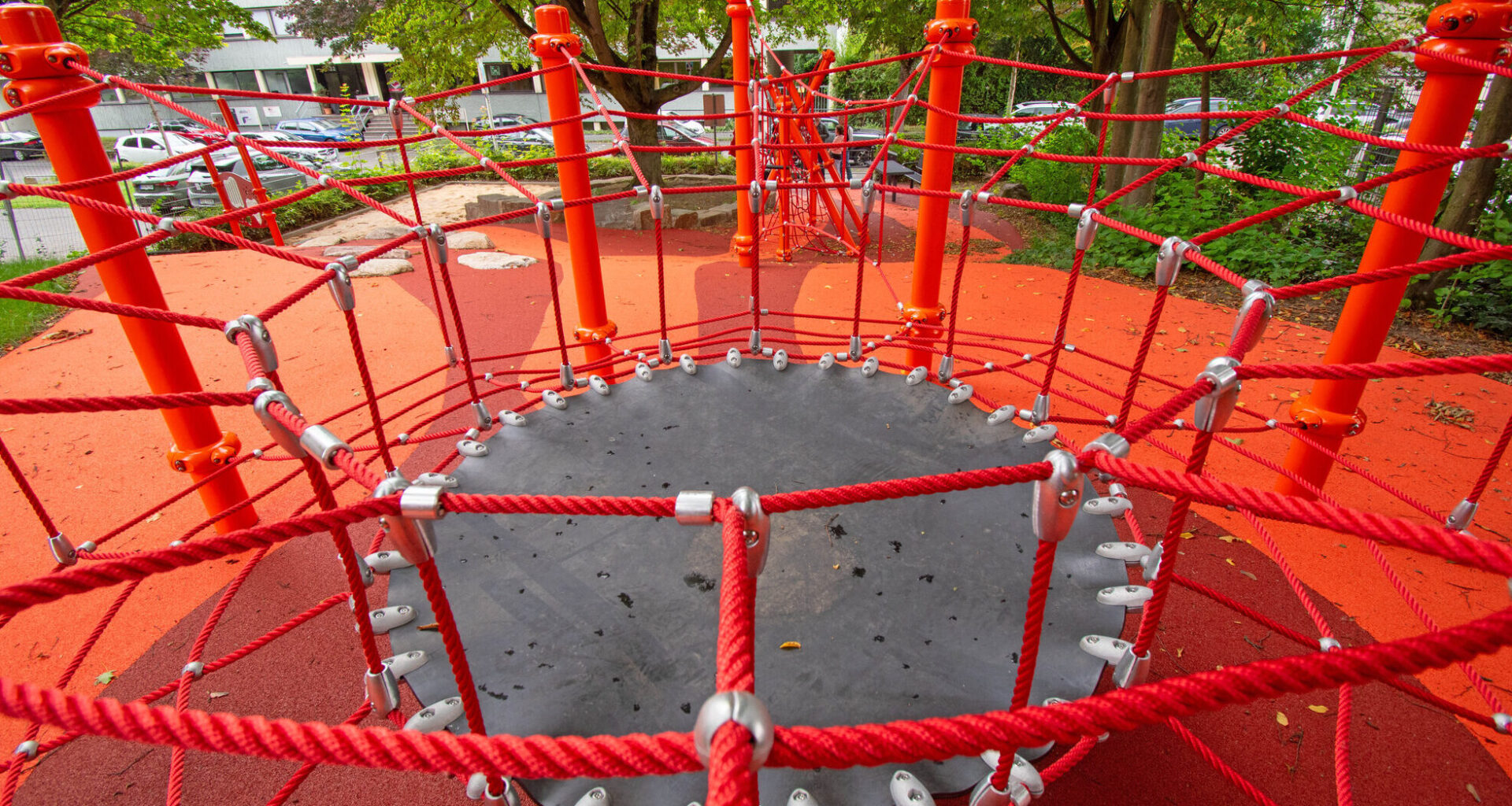 Spielplatz an der Heilsbachstraße in Hardtberg erneuert