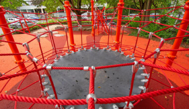 Spielplatz an der Heilsbachstraße in Hardtberg erneuert