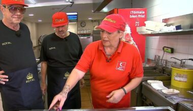 "TV-Fürst" will Blattgold-Currywürste verkaufen – doch bekommt einen Dämpfer