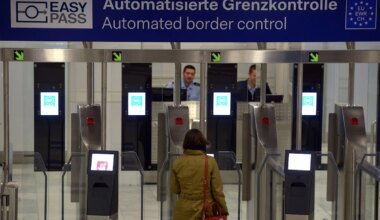 Mehr Sicherheit - Goodbye, Passstempel: EU startet elektronisches Grenzsystem - Politik