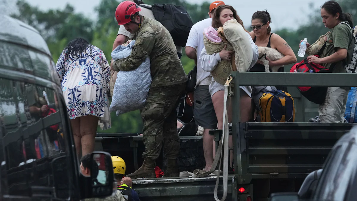 Mindestens 24 Tote bei Hochwasser in den USA - 20 Kinder eines Sommercamps vermisst - Panorama